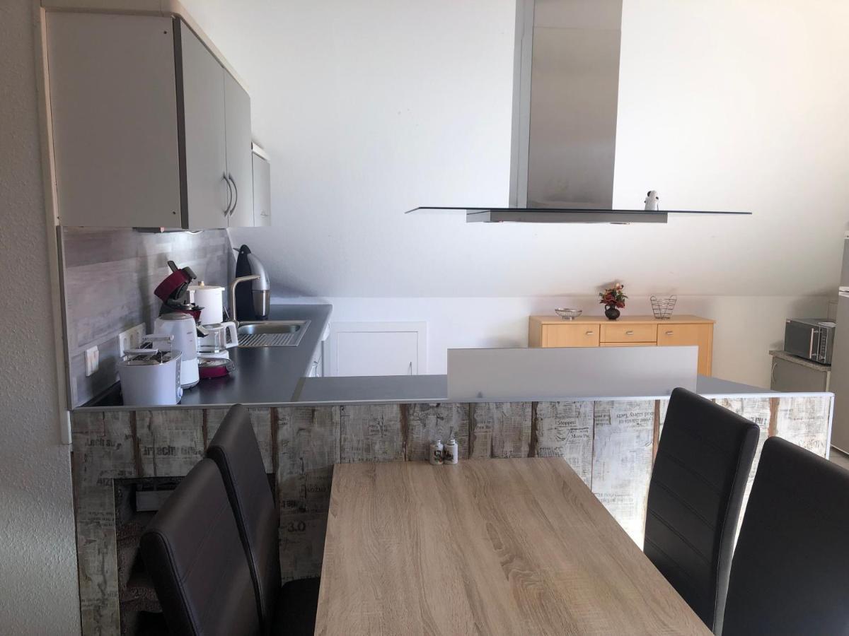 Ferienwohnung Viezens Neustadt am Rübenberge Exterior foto