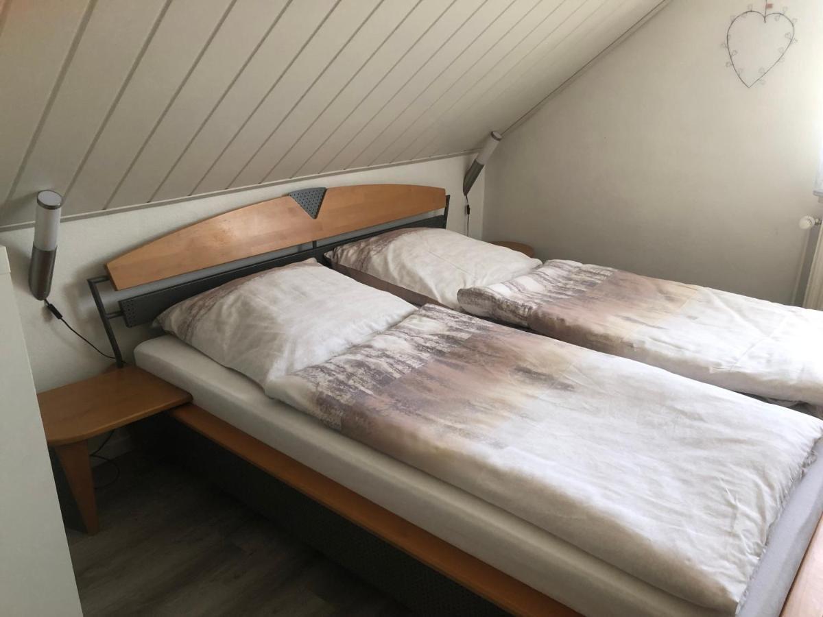 Ferienwohnung Viezens Neustadt am Rübenberge Exterior foto