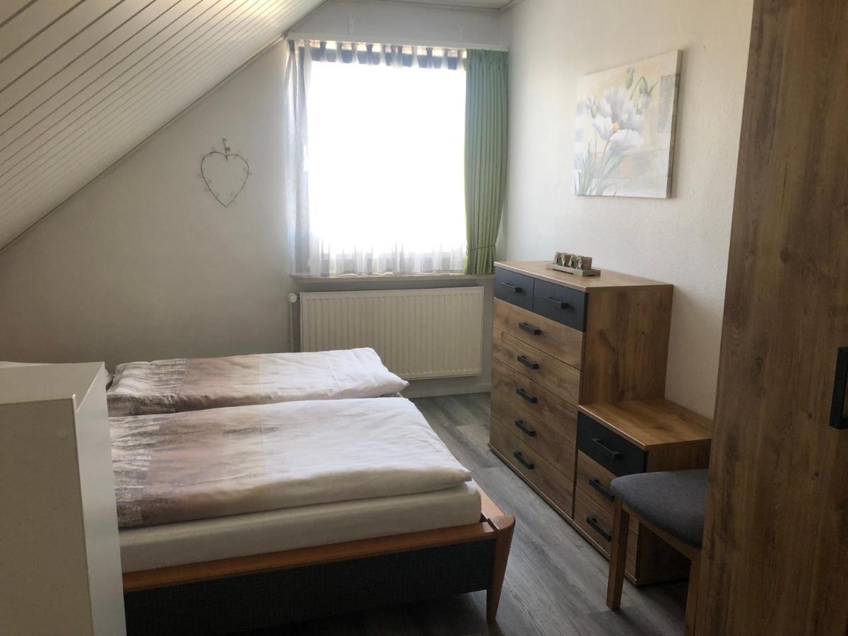 Ferienwohnung Viezens Neustadt am Rübenberge Exterior foto